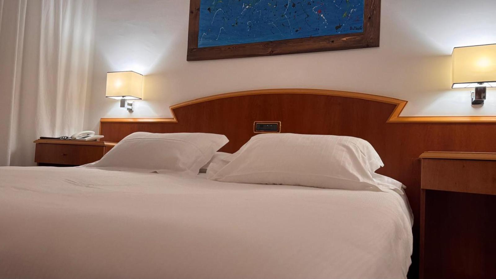 Sunshine Club Hotel Centro Benessere Ricadi Kültér fotó